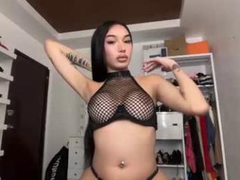 louiseelizabeth — modelo de webcam en línea en chaturbate