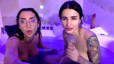 nika_fendi — Stripchat stream photo (Dec 2025)