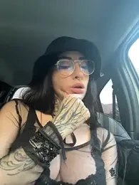 nika_fendi — Stripchat stream photo (Mar 2026)