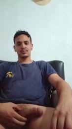 Zakaria01 — modelo de webcam en línea en cam4
