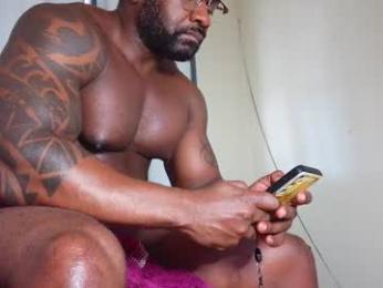 mrbrown_strong — Chaturbate stream photo (Sep 2026)