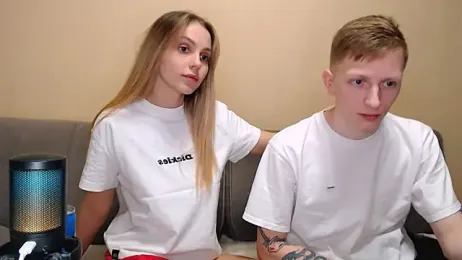 juliaanddima — Stripchat stream photo (Mar 2026)