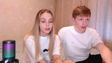 juliaanddima — Stripchat stream photo (Mar 2026)