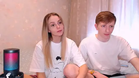 juliaanddima — Stripchat stream photo (Mar 2026)