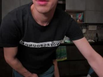 esthetics_boys — modelo de webcam en línea en chaturbate