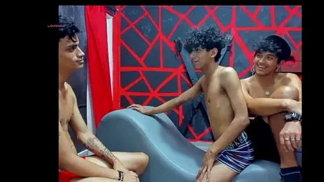 FRIENDS_LATINOS — Stripchat stream photo (Aug 2026)