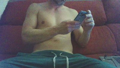 travieso323 — Cam4 stream photo (Feb 2026)
