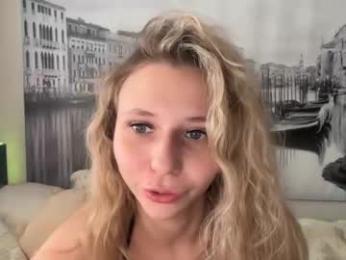 anyaa777 — modelo de webcam en línea en chaturbate