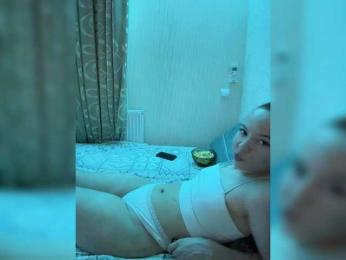 Bunniesss — Bongacams stream photo (Apr 2026)