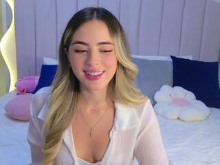 Alison Ferrer — flirt4free