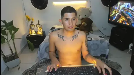 darwinandbrayann — Stripchat stream photo (Mar 2026)