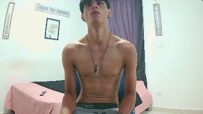 harry_232001 — Cam4 stream photo (Apr 2026)