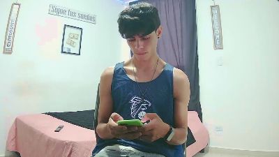 harry_232001 — Cam4 stream photo (Apr 2026)