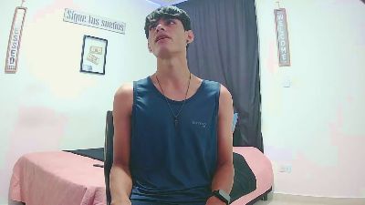 harry_232001 — Cam4 stream photo (Apr 2026)