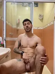 Guyinthemountain — Stripchat stream photo (May 2026)