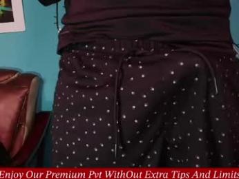 alyceandaxellredhot — Chaturbate stream photo (Apr 2026)