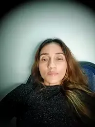 isaa- — Stripchat stream photo (May 2026)