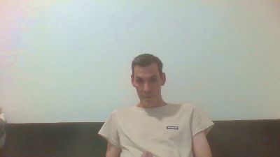 Kridix — modelo de webcam en línea en cam4