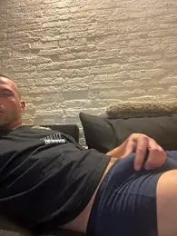 Rotteei1 — Stripchat stream photo (Apr 2026)