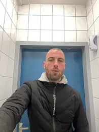 Rotteei1 — Stripchat stream photo (Apr 2026)