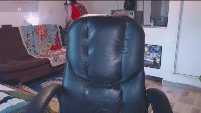 Leoliciousss — Cam4 stream photo (Mar 2026)