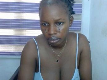 Sweetncreamy — Bongacams stream photo (Apr 2026)