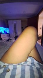 Monellina77 — modelo de webcam en línea en cam4