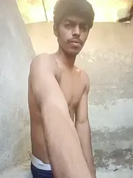monster_33 — modelo de webcam en línea en stripchat