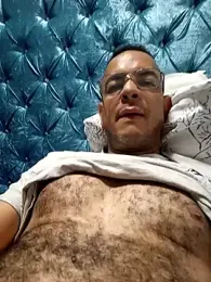 latinmartin73 — Stripchat stream photo (Jun 2025)