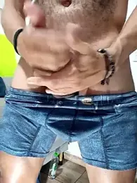 latinmartin73 — Stripchat stream photo (Sep 2025)