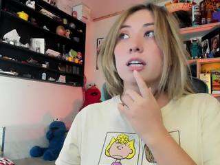 kristen1994 — Camsoda stream photo (Apr 2026)