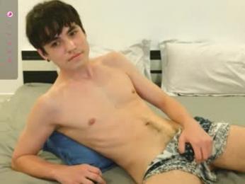 xoxoxoxox12 — Chaturbate stream photo (Mar 2026)