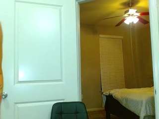 tighttinymilf — Camsoda stream photo (Mar 2026)