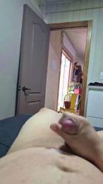 Mompisv — Cam4 stream photo (Apr 2026)