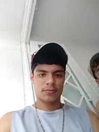 ARES_DAM — modelo de webcam en línea en stripchat