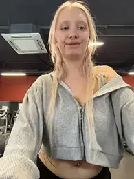 Milkyy_wway — Stripchat stream photo (Feb 2026)