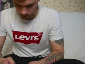 johnstoneisland — Chaturbate stream photo (Apr 2026)