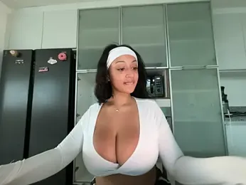 Naomisroom — Stripchat stream photo (Apr 2026)