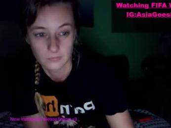 yoursecretgirlfriend963 — modelo de webcam en línea en chaturbate