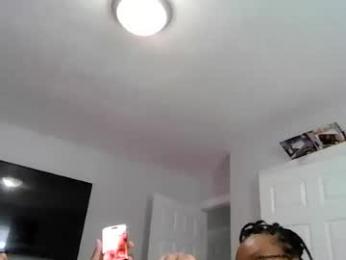 joie_the_monster — Chaturbate stream photo (Aug 2026)