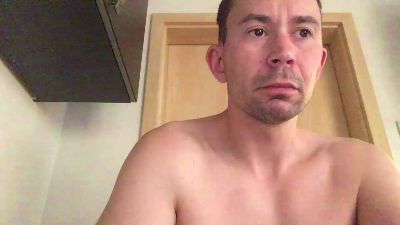 johnb87 — Cam4 stream photo (Aug 2026)