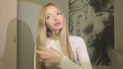 DanilleHouy — Cam4 stream photo (Apr 2026)