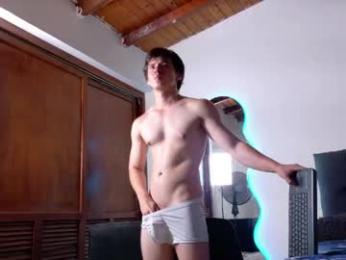 harry_brown2324 — Chaturbate stream photo (Apr 2026)