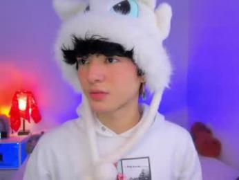 elliotvolkov — Chaturbate stream photo (May 2026)