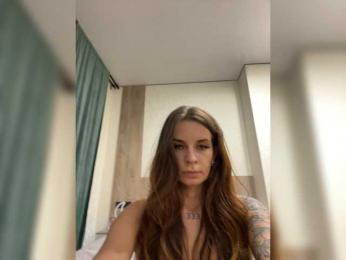 Emmafeetlovers3 — modelo de webcam en línea en bongacams