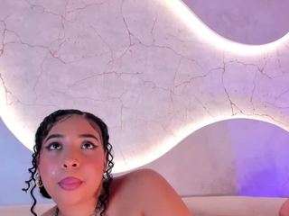 sweet-arii — Camsoda stream photo (Sep 2026)
