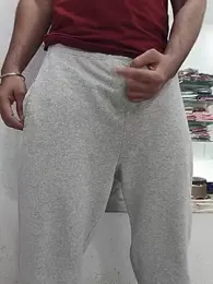 8inch_hunk19 — Stripchat stream photo (Aug 2026)