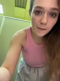 RussianWoman — modelo de webcam en línea en stripchat