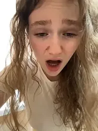 RussianWoman — modelo de webcam en línea en stripchat