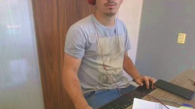 Pablopy00 — Cam4 stream photo (Dec 2025)